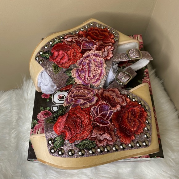 Jeffrey Campbell Cadbury Glitter Red Floral Sandal - Picture 10 of 11